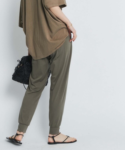 RIVE DROITE（リヴドロワ）の「楽ちん綺麗シルエット　カットソージョガーパンツ（その他パンツ・レディース・カーキ/ベージュ/ブラック・36/38）」の3枚目の写真