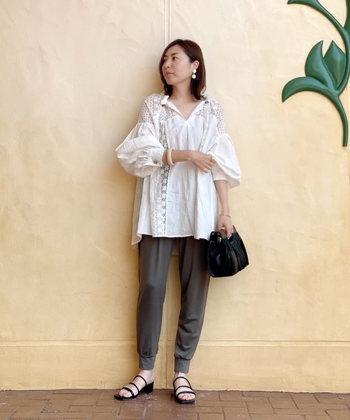 RIVE DROITE（リヴドロワ）の「楽ちん綺麗シルエット　カットソージョガーパンツ（その他パンツ・レディース・カーキ/ベージュ/ブラック・36/38）」の7枚目の写真