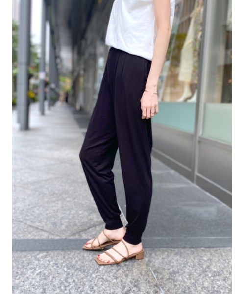 RIVE DROITE（リヴドロワ）の「楽ちん綺麗シルエット　カットソージョガーパンツ（その他パンツ・レディース・カーキ/ベージュ/ブラック・36/38）」の21枚目の写真