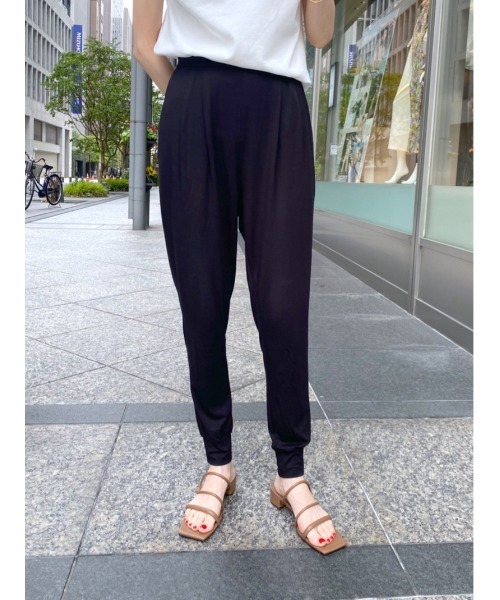 RIVE DROITE（リヴドロワ）の「楽ちん綺麗シルエット　カットソージョガーパンツ（その他パンツ・レディース・カーキ/ベージュ/ブラック・36/38）」の20枚目の写真