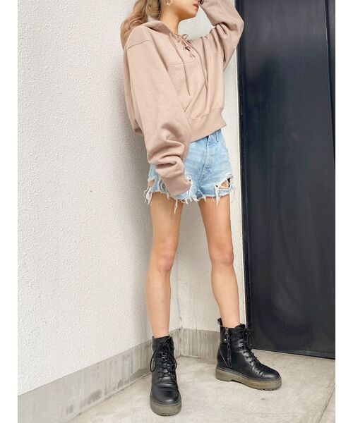 GYDA（ジェイダ）の「NEW BACK RIPPEDデニムショーパン（デニムパンツ・レディース・インディゴブルー/ライトブルー/ブルー・X-SMALL/LARGE/SMALL/MEDIUM）」の5枚目の写真