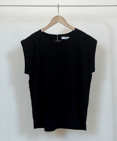 CEMONEMO(セモネモ)の「リネン混 ショルダータック トップス(シャツ/ブラウス・レディース・ホワイト/ブラック/ベージュ・FREE)」の19枚目の写真