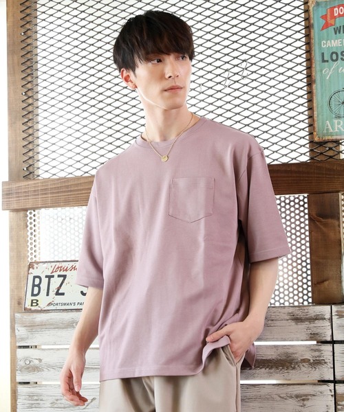 TopIsm（トップイズム）の「吸水速乾 ワイドシルエットUSAコットンクルーネック半袖Tシャツ（Tシャツ/カットソー・メンズ・ブラック/ベージュ/ネイビー/オフホワイト/ブルー/ライトグリーン/グレー系その他/グレイッシュベージュ/サックスブルー/グレー/グリーン/オレンジ・LL/M/L）」の4枚目の写真