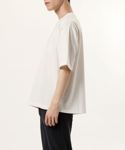 TopIsm（トップイズム）の「吸水速乾 ワイドシルエットUSAコットンクルーネック半袖Tシャツ（Tシャツ/カットソー・メンズ・ブラック/ベージュ/ネイビー/オフホワイト/ブルー/ライトグリーン/グレー系その他/グレイッシュベージュ/サックスブルー/グレー/グリーン/オレンジ・LL/M/L）」の14枚目の写真