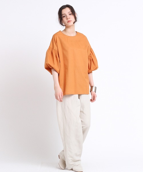 RNA-N（アールエヌエーエヌ）の「B2642 シャーリングスリーブリブブラウス（シャツ/ブラウス・レディース・ブラック/オフホワイト/オレンジ・MEDIUM）」の15枚目の写真