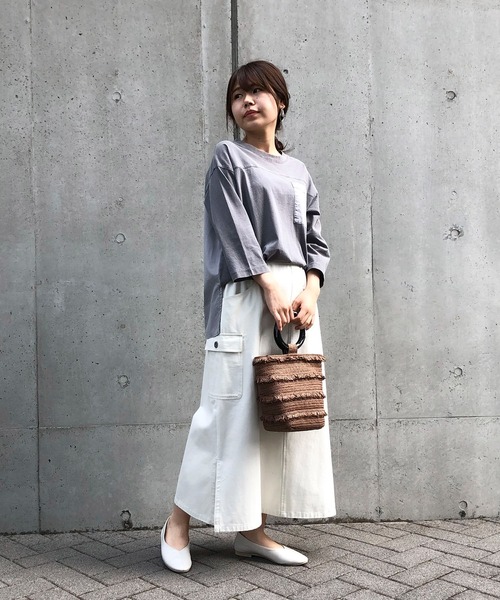 ONIGIRI（オニギリ）の「ポケットＴシャツ（Tシャツ/カットソー・レディース・チャコール/カーキ/ホワイト・FREE）」の8枚目の写真