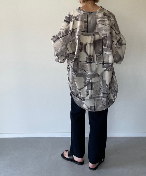 y/m by misato(イムバイミサト)の「アート柄シフォンスタンドオーバーシャツ(シャツ/ブラウス・レディース・パープル/グレー・FREE)」の10枚目の写真