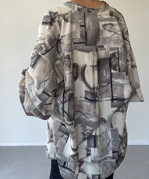 y/m by misato(イムバイミサト)の「アート柄シフォンスタンドオーバーシャツ(シャツ/ブラウス・レディース・パープル/グレー・FREE)」の16枚目の写真