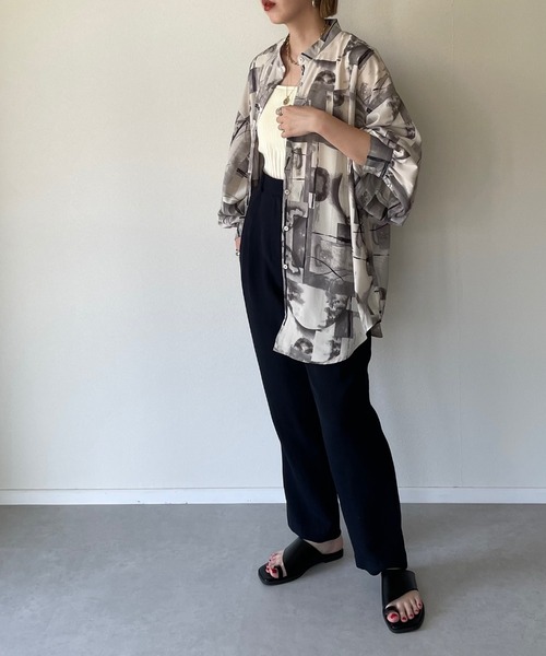 y/m by misato(イムバイミサト)の「アート柄シフォンスタンドオーバーシャツ(シャツ/ブラウス・レディース・パープル/グレー・FREE)」の5枚目の写真
