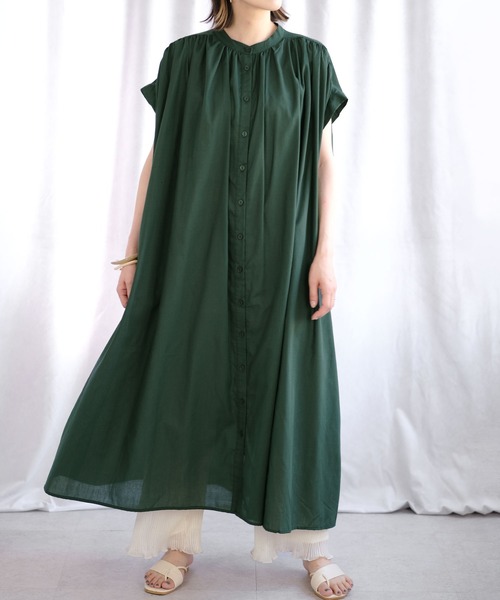 ANDJ(アンドジェイ)の「オーバーサイズバンドカラーギャザーワンピース(ワンピース・レディース・オレンジ/グリーン/オフホワイト/ブラック・M)」の8枚目の写真