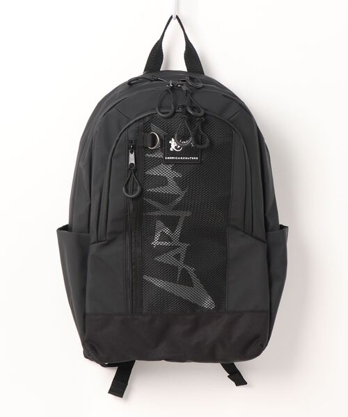 ｌａｒｋｉｎｓ（ラーキンス）の「LARKiNS(ラーキンス) ラウンドバックパック LTPL-02（バックパック/リュック・メンズ・ブラック×ブラック/ブラック×ピンク/ブラック×レッド・ONE SIZE）」の2枚目の写真