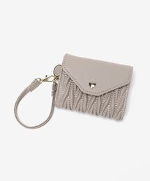 MAJESTIC LEGON（マジェスティックレゴン）の「上品パスケース（パスケース）」