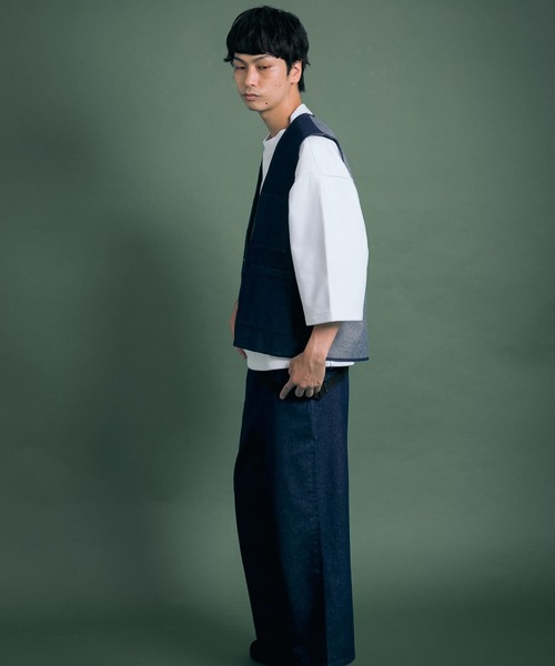 Uiscel(ユイセル)の「Uiscel フィルム裏毛ボリュームプルオーバー(スウェット・メンズ・ホワイト/ブラック・ONE)」の6枚目の写真