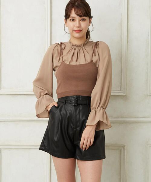 Allamanda（アラマンダ）の「フェイク／レザーキュロットパンツ（その他パンツ・レディース・ブラック/ベージュ/ブラウン/アイボリー・M）」の2枚目の写真