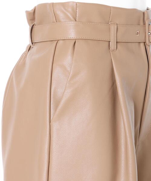 Allamanda（アラマンダ）の「フェイク／レザーキュロットパンツ（その他パンツ・レディース・ブラック/ベージュ/ブラウン/アイボリー・M）」の9枚目の写真