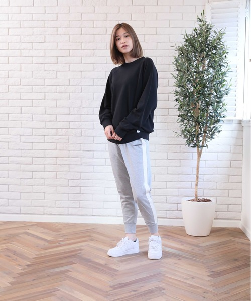 DISCUS ATHLETIC（ディスカス　アスレチック）の「【DISCUS ATHLETIC/ディスカス アスレチック】11.5oz ヘヴィーウェイト ラグランスリーブクルーネック トレーナー（スウェット・メンズ・ブラック/ナチュラル/サックスブルー/グレー/ネイビー・XL/M/L）」の14枚目の写真