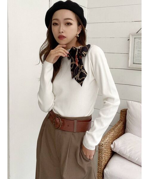 RESEXXY（リゼクシー）の「スカーフデザインニットTOPS（ニット/セーター・レディース・ホワイト/ブラック/ベージュ/キャメル・FREE）」の19枚目の写真