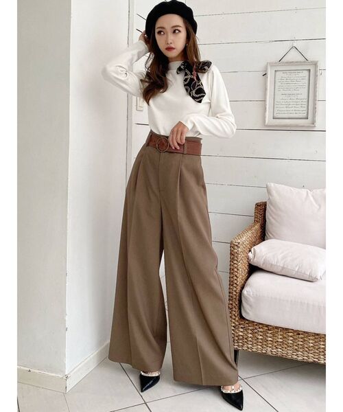 RESEXXY（リゼクシー）の「スカーフデザインニットTOPS（ニット/セーター・レディース・ホワイト/ブラック/ベージュ/キャメル・FREE）」の15枚目の写真