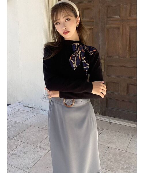 RESEXXY（リゼクシー）の「スカーフデザインニットTOPS（ニット/セーター・レディース・ホワイト/ブラック/ベージュ/キャメル・FREE）」の11枚目の写真