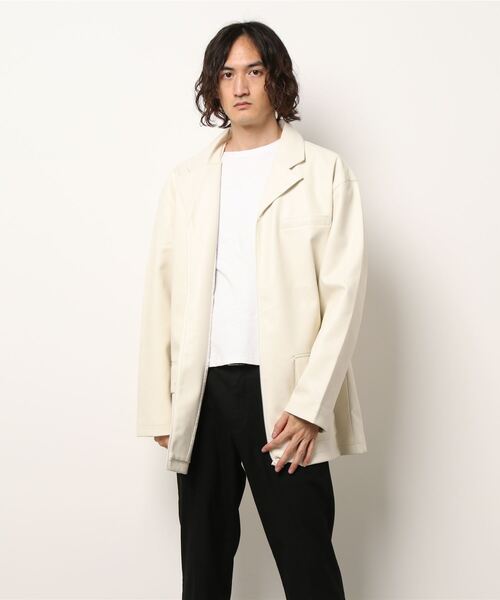 CORISCO(コリスコ)の「フェイクレザージップテーラードジャケット(M1)(テーラードジャケット・メンズ・ブラック/アイボリー・MEDIUM/LARGE)」の1枚目の写真