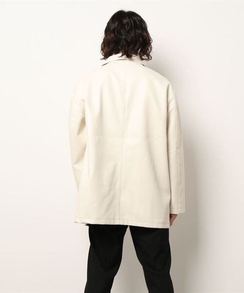 CORISCO(コリスコ)の「フェイクレザージップテーラードジャケット(M1)(テーラードジャケット・メンズ・ブラック/アイボリー・MEDIUM/LARGE)」の4枚目の写真