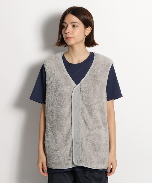 niko and...（ニコアンド）の「[NATOKii(ネイトゥーキー)]モケモケフリースベスト（ベスト・レディース・ライトグレー/モカ・MEDIUM/LARGE）」の6枚目の写真