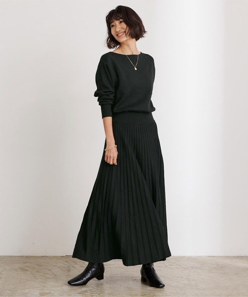 UR'S(ユアーズ)の「プリーツニットワンピース(ワンピース・レディース・ブラック/ベージュ/パープル・S/M/L)」の2枚目の写真