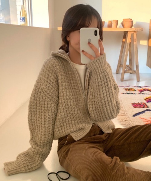 MANGROVE（マングローブ）の「ワッフル編みジップアップニットブルゾン（ニット/セーター・レディース・グレー/キャメル/グレイッシュベージュ・FREE）」の16枚目の写真