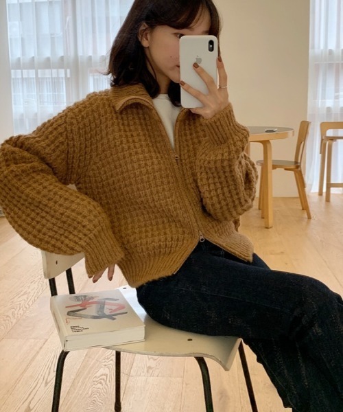 MANGROVE（マングローブ）の「ワッフル編みジップアップニットブルゾン（ニット/セーター・レディース・グレー/キャメル/グレイッシュベージュ・FREE）」の17枚目の写真