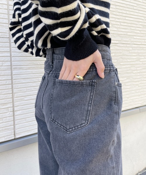 CLEA(クレア)の「ハイウエストストレートワイドデニム(デニムパンツ・レディース・ライトブルー/ブラック/ブルー・S/M)」の7枚目の写真