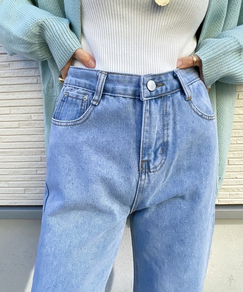 CLEA(クレア)の「ハイウエストストレートワイドデニム(デニムパンツ・レディース・ライトブルー/ブラック/ブルー・S/M)」の16枚目の写真