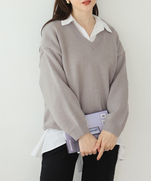 Girly Doll（ガーリードール）の「オーバーサイズVネックニット（ニット/セーター・レディース・ピンク/ベージュ/ブラウン/ブルー/ライトグリーン/ブラック/グレー・F）」の16枚目の写真