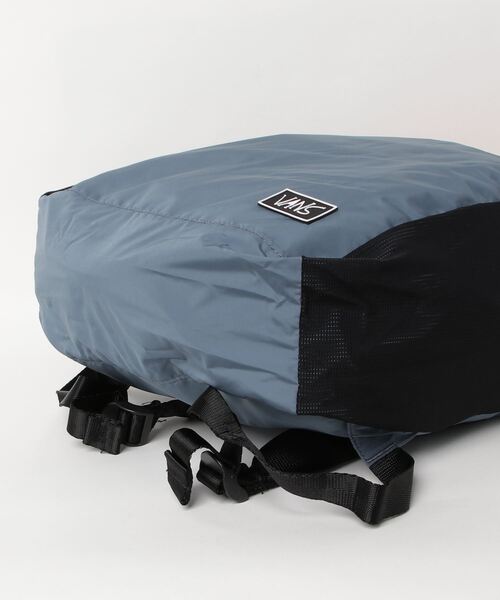 VANS(バンズ)の「VANS ヴァンズ W HANNA SCOTT TOTE バッグ VN0A5LEZHKC BLUE MIRAGE(トートバッグ・レディース・ブルー・FREE)」の2枚目の写真
