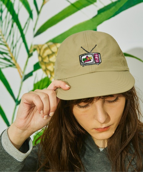 And A(アンドエー)の「AlexanderLeeChang アレキサンダーリーチャン / ELECT NYLON CAP 6パネルナイロンキャップ 刺繍ローキャップ / AC052208(キャップ・メンズ・ブラック/ベージュ/グリーン・FREE)」の2枚目の写真