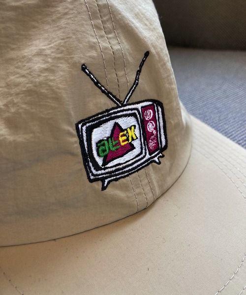 And A(アンドエー)の「AlexanderLeeChang アレキサンダーリーチャン / ELECT NYLON CAP 6パネルナイロンキャップ 刺繍ローキャップ / AC052208(キャップ・メンズ・ブラック/ベージュ/グリーン・FREE)」の11枚目の写真