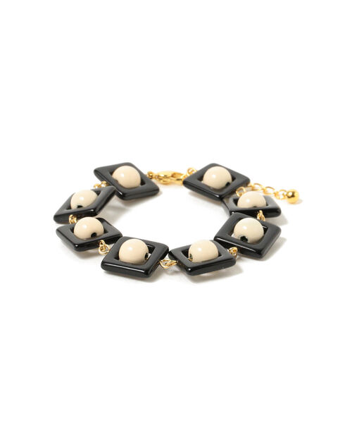 Ray BEAMS(レイビームス)の「Ray BEAMS / バイカラー スクエア ビーズ ブレスレット(ブレスレット・レディース・ブラック/グリーン・ONE SIZE)」の4枚目の写真