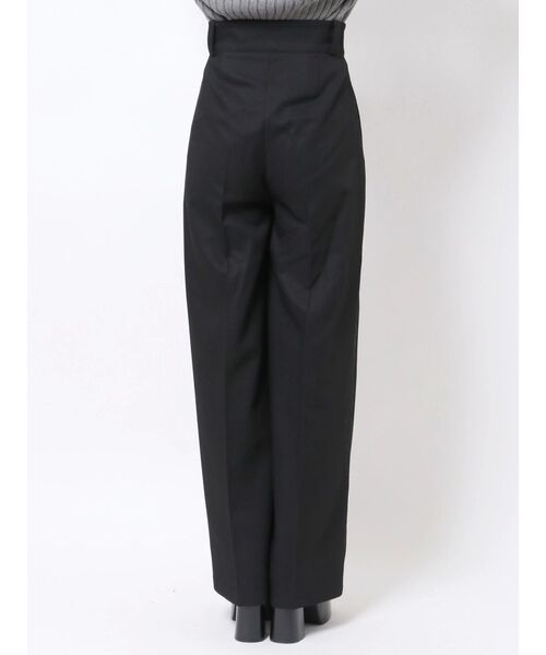 EMODA(エモダ)の「ワイドタックロングパンツ(その他パンツ・レディース・アイボリー/グレー/ブラック/ライム・SMALL/MEDIUM)」の18枚目の写真