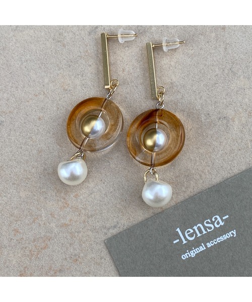 tone(トーン)の「【-lensa-】スアクリルリングとパールビーズで個性派ピアス(MA)(ピアス(両耳用)・レディース・その他・FREE)」の1枚目の写真
