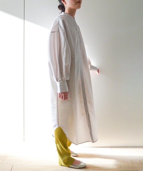 VENCEEXCHANGE（ヴァンスエクスチェンジ）の「ストライプボリューム袖シャツワンピース（シャツワンピース・レディース・ブラック/ベージュ/グリーン/ブルー・FREE）」の3枚目の写真