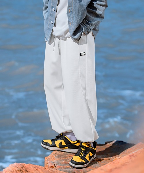 HOOK(フック)の「HOOK- アメカジワッフル生地無地裾絞りパンツ(スウェットパンツ・メンズ・ホワイト/ブラック/グレー・M/L/XXL/XL)」の22枚目の写真