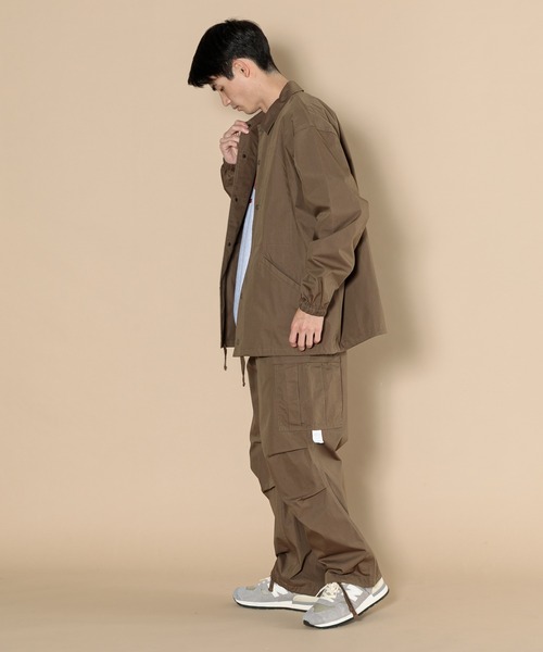 AMERICAN RAG CIE（アメリカンラグシー）の「コットンナイロンリップストップワークコーチジャケット（ナイロンジャケット・メンズ・オリーブ/カーキ・MEDIUM/LARGE）」の21枚目の写真