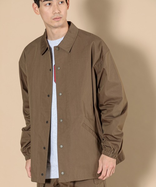 AMERICAN RAG CIE（アメリカンラグシー）の「コットンナイロンリップストップワークコーチジャケット（ナイロンジャケット・メンズ・オリーブ/カーキ・MEDIUM/LARGE）」の15枚目の写真