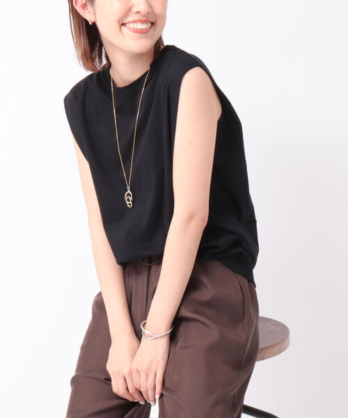 NOLLEY’S（ノーリーズ）の「液アン加工ノースリーブプルオーバーカットソー（Tシャツ/カットソー・レディース・オフホワイト/ライトグリーン/ロイヤルブルー/ブラック/ラベンダー/チャコールグレー/カーキ/ベージュ/ピンク・36/38）」の3枚目の写真