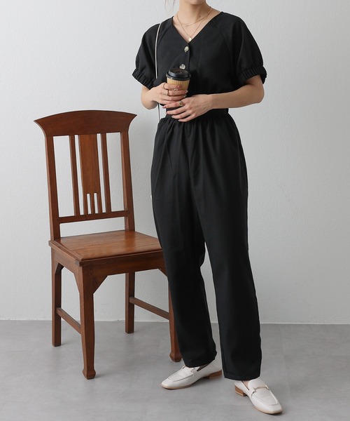 COLONY 2139（コロニートゥーワンスリーナイン）の「麻混Vネックジャンプスーツ/オールインワン（サロペット/オーバーオール・レディース・ブラック/グレイッシュベージュ・FREE）」の13枚目の写真