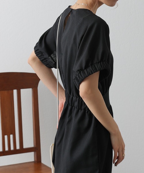 COLONY 2139（コロニートゥーワンスリーナイン）の「麻混Vネックジャンプスーツ/オールインワン（サロペット/オーバーオール・レディース・ブラック/グレイッシュベージュ・FREE）」の16枚目の写真