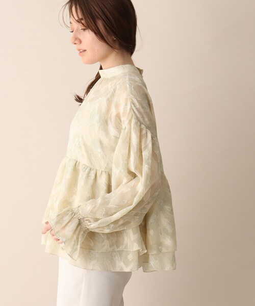 OPAQUE.CLIP（オペークドットクリップ）の「◆フラワージャカードフレアブラウス（シャツ/ブラウス・レディース・ブラック系/ベージュ系・38）」の4枚目の写真