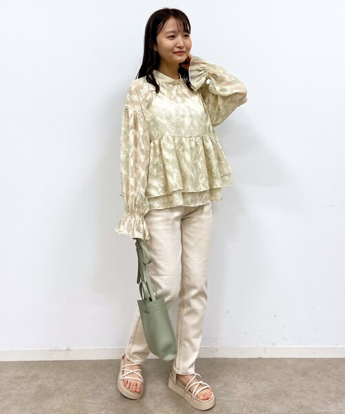 OPAQUE.CLIP（オペークドットクリップ）の「◆フラワージャカードフレアブラウス（シャツ/ブラウス・レディース・ブラック系/ベージュ系・38）」の14枚目の写真