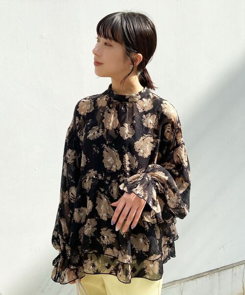 OPAQUE.CLIP（オペークドットクリップ）の「◆フラワージャカードフレアブラウス（シャツ/ブラウス・レディース・ブラック系/ベージュ系・38）」の16枚目の写真
