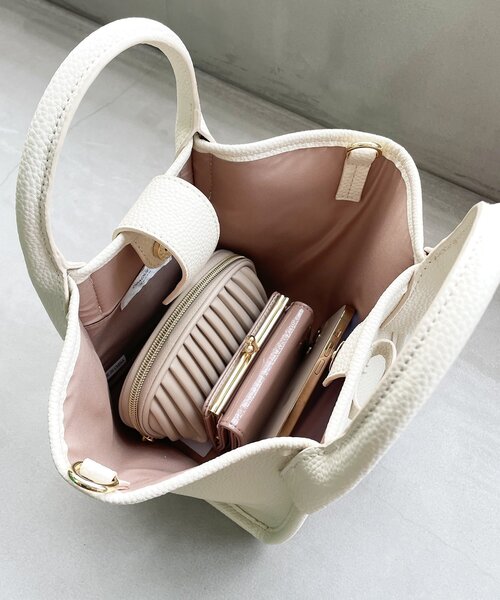 OPAQUE.CLIP（オペークドットクリップ）の「◆コンビミニショルダーバッグ【2WAY】（ショルダーバッグ・レディース・オフホワイト/サンドベージュ/ブラック系2/ダークグリーン系2・00）」の15枚目の写真