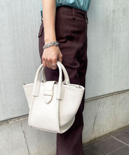 OPAQUE.CLIP（オペークドットクリップ）の「◆コンビミニショルダーバッグ【2WAY】（ショルダーバッグ・レディース・オフホワイト/サンドベージュ/ブラック系2/ダークグリーン系2・00）」の17枚目の写真